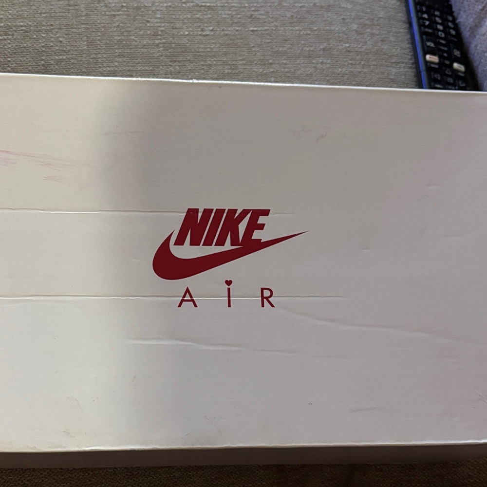 Nike Air max with Box limited addition valentine